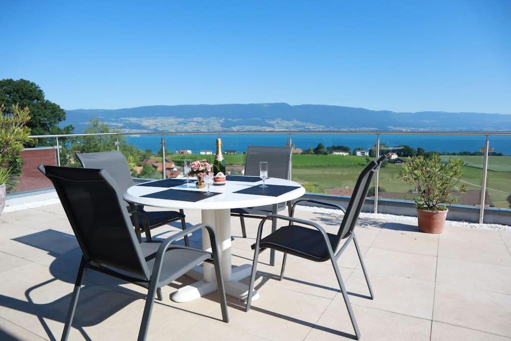 Chalet With Stunning Lake And Mountain Views Avec Une Vue A Couper Le Souffle, Une Spacieuse Terrasse Et Jardin Chatillon  Dış mekan fotoğraf